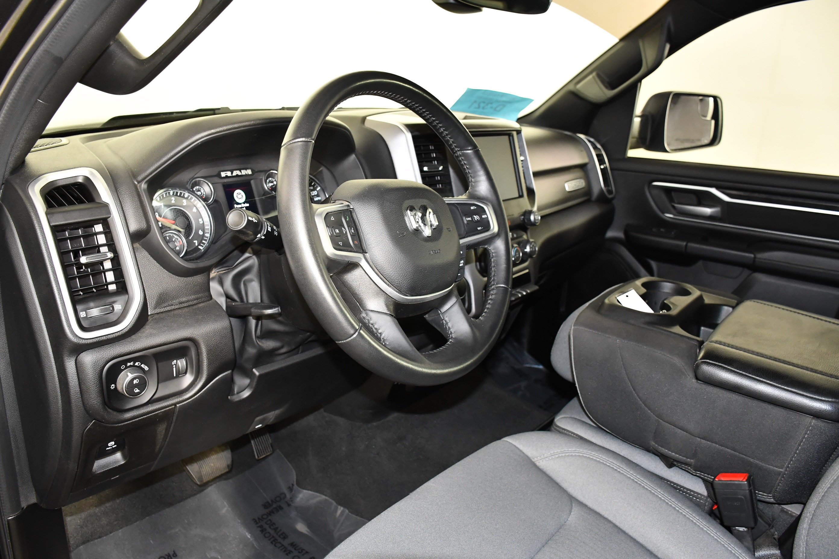 Used 2023 Diamond Black Crystal Pearlcoat Ram Big Horn image 37