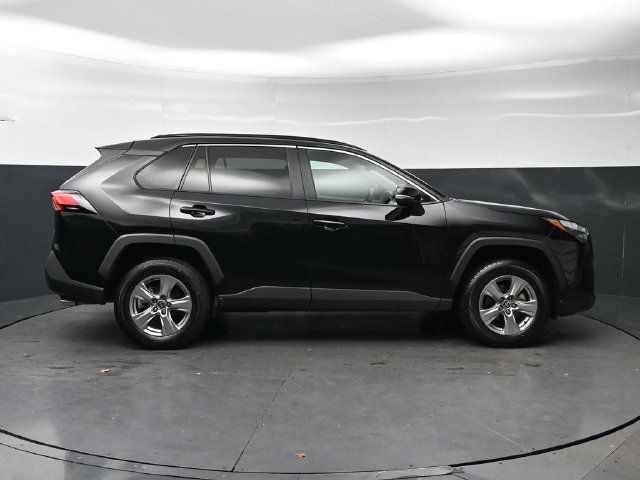 Used 2025 Midnight Black Metallic Toyota XLE image 4