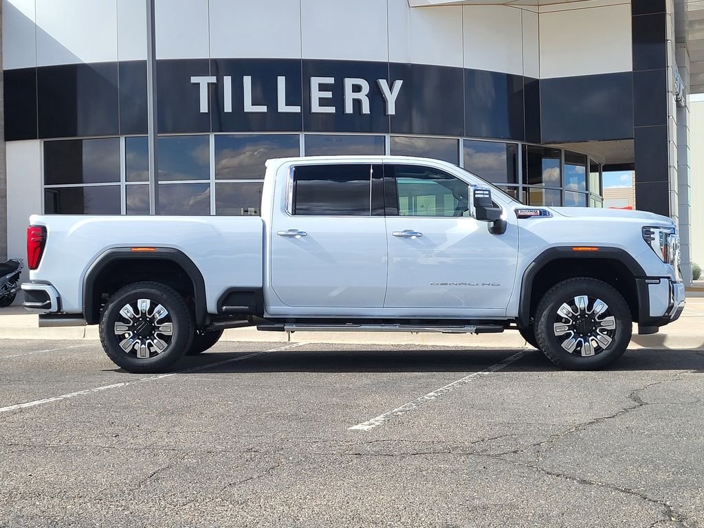 2026 GMC Sierra 4WD Crew Cab Standard Box Denali's photo