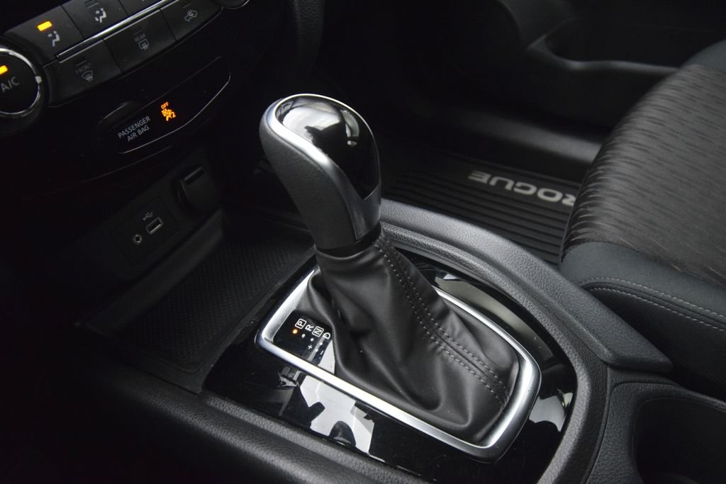 Used 2020 Black Nissan S image 18