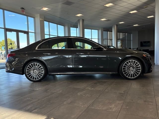 New 2026 Graphite Grey Metallic Mercedes-Benz E 350 image 2