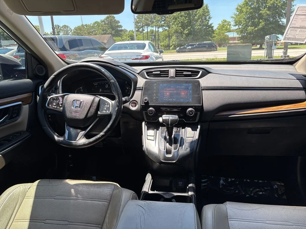 Used 2017 Sandstorm Metallic Honda Touring image 9