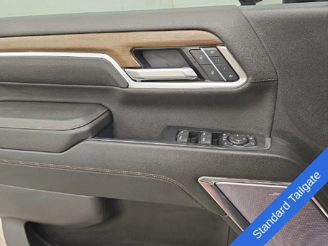 Used 2024 Summit White Chevrolet High Country image 35