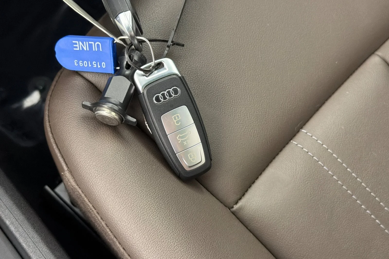Used 2023 Mythos Black Metallic Audi Premium 40 RWD image 23