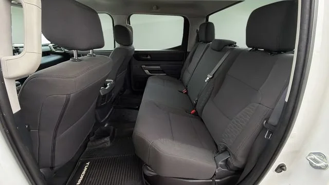 Used 2022 White Toyota SR5 image 19