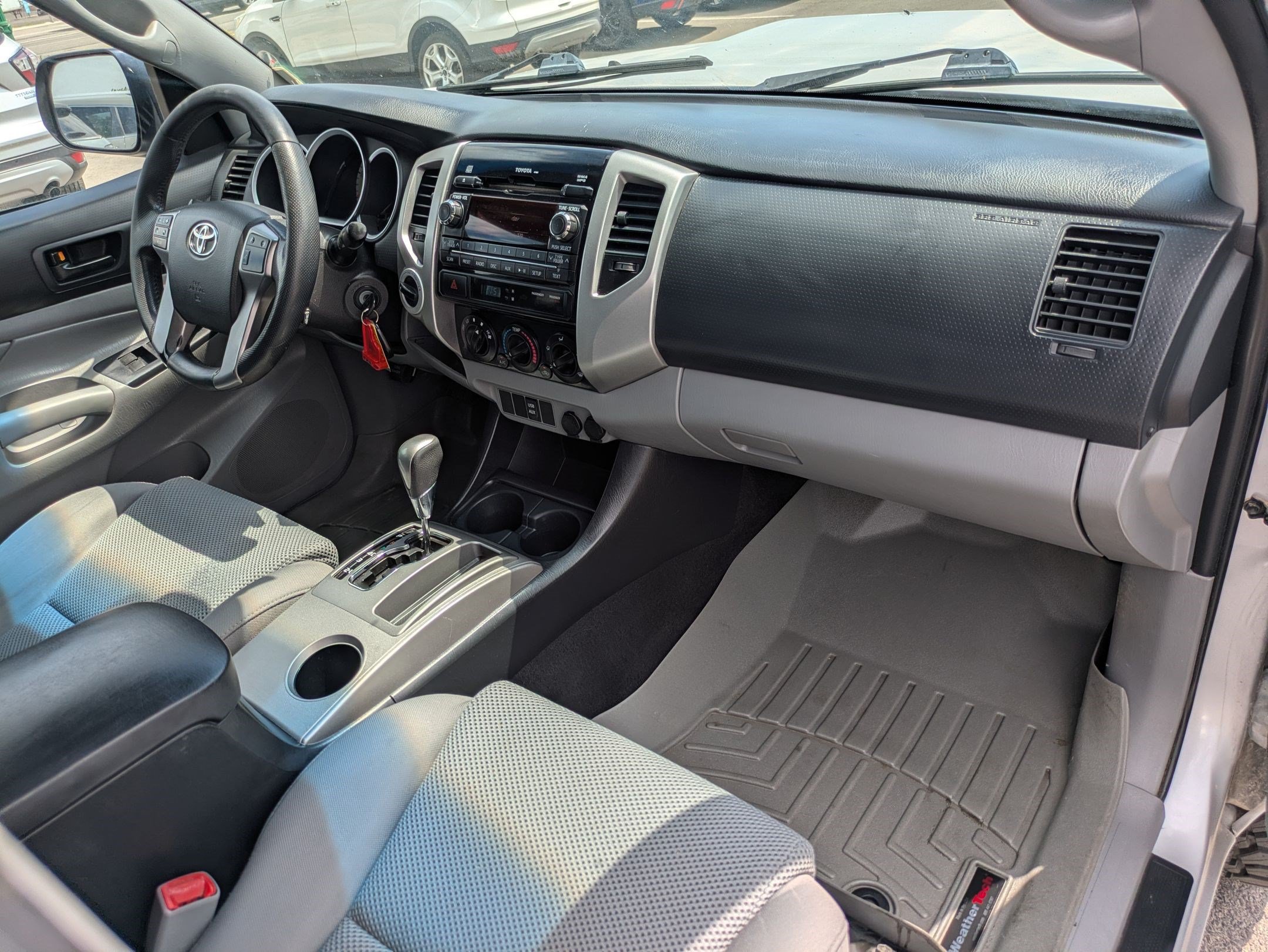 Used 2012 Silver Streak Mica Toyota 4WD Double Cab V6 MT (Natl) image 30