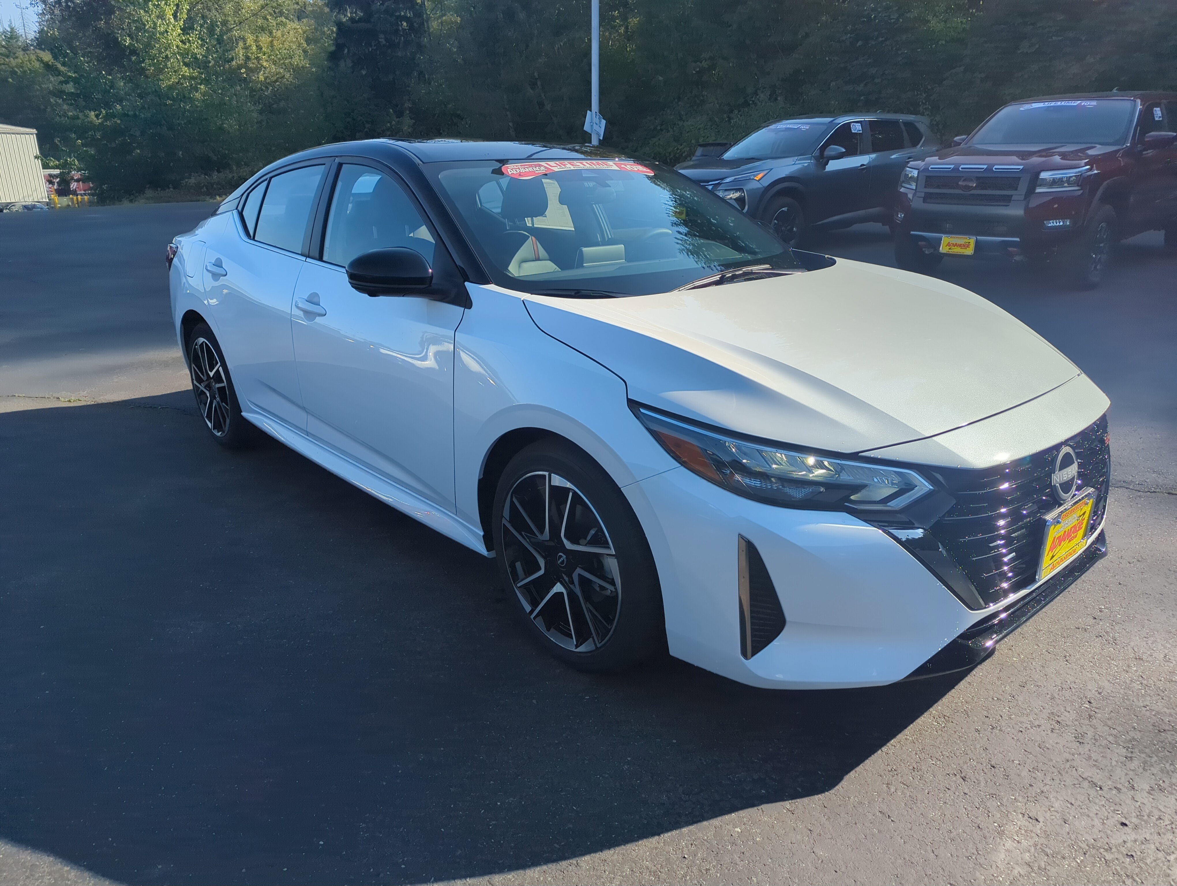 2025 Nissan Sentra SR - Photo 7