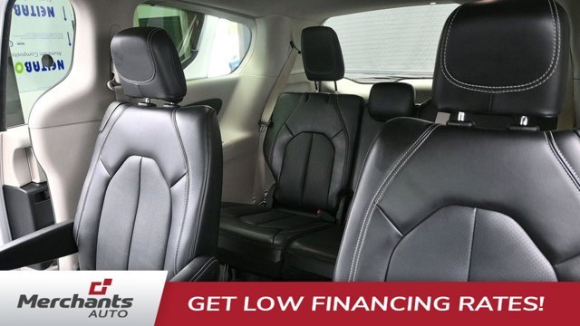 Used 2024 White Chrysler Touring L image 14