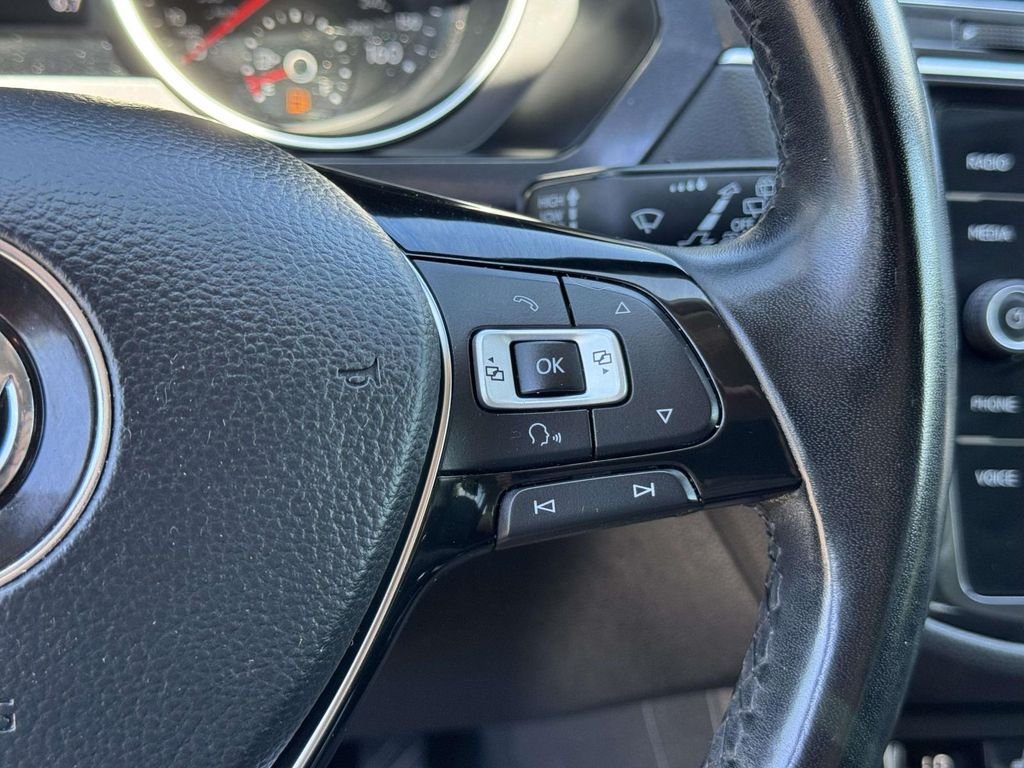 2018 Volkswagen Tiguan SE - Photo 23