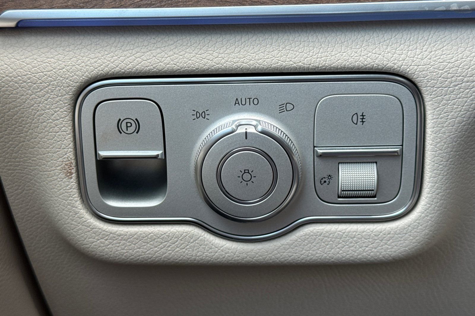 New 2026 Twilight Blue Metallic Mercedes-Benz GLS 450 image 31
