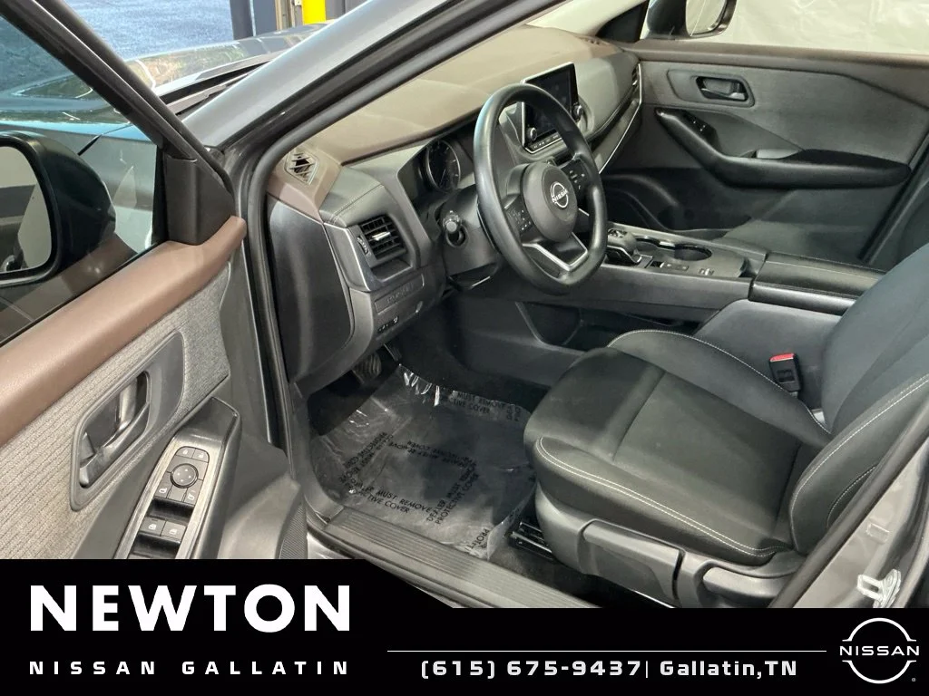 Used 2023 Gun Metallic Nissan S image 6