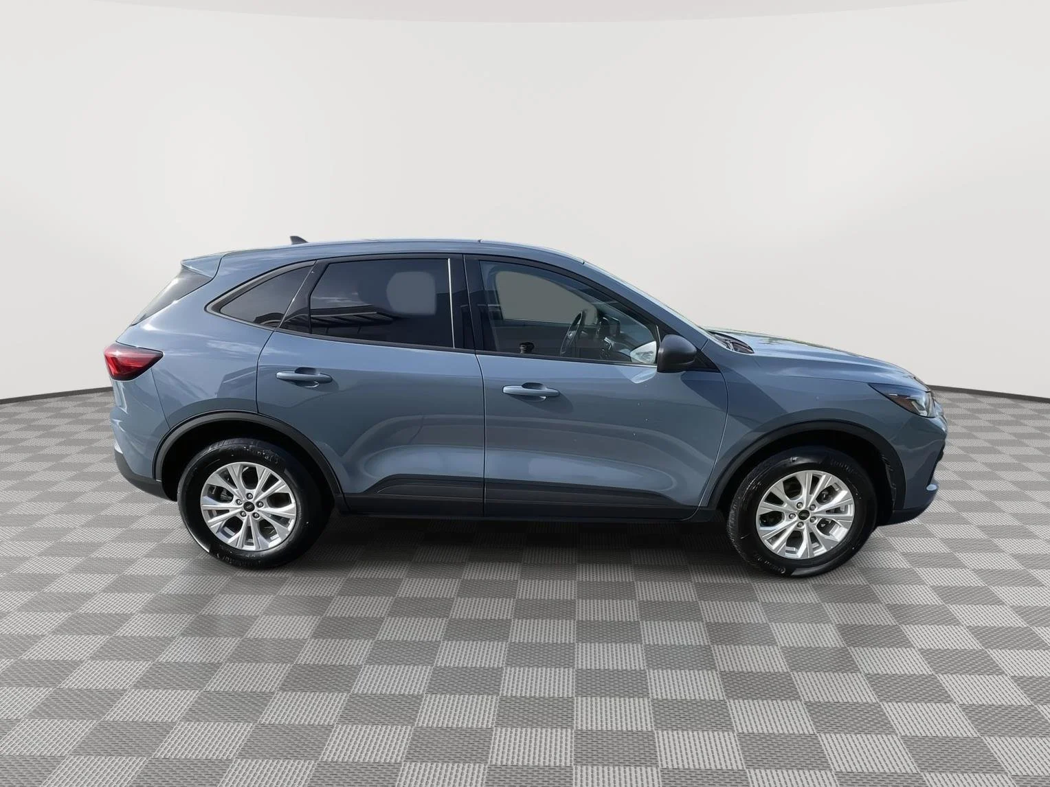 Used 2025 Vapor Blue Ford Active image 13