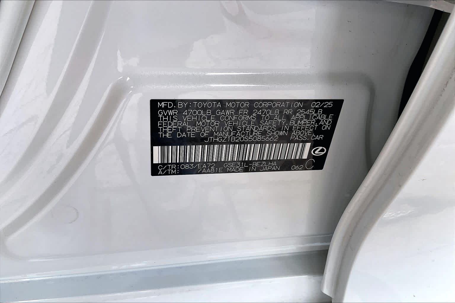 Used 2025 Ultra White Lexus F SPORT image 35