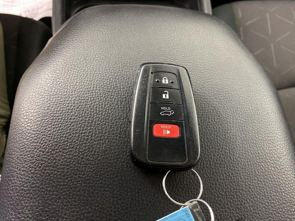 Used 2019 Magnetic Gray Metallic Toyota XLE image 26