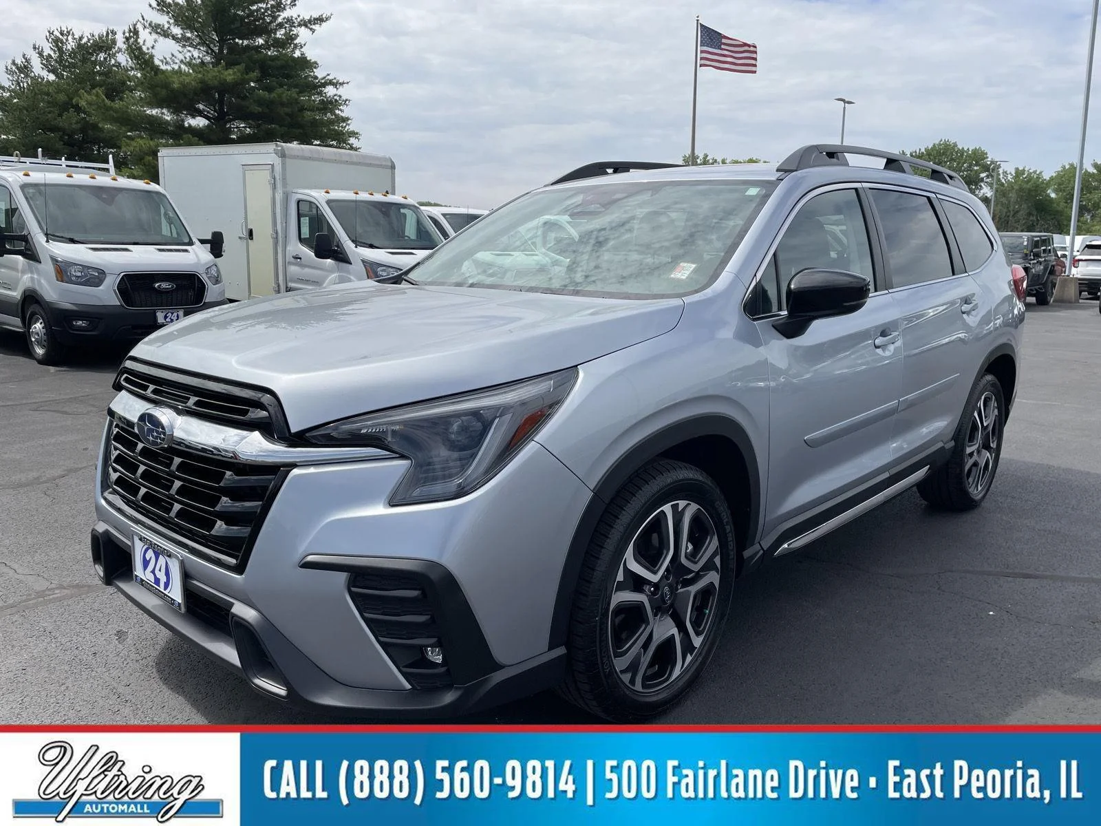 Used 2024 Ice Silver Metallic Subaru Limited image 1