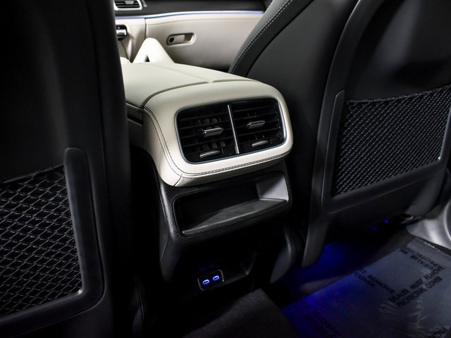 New 2026 Polar White Mercedes-Benz GLE 53 AMG® image 87