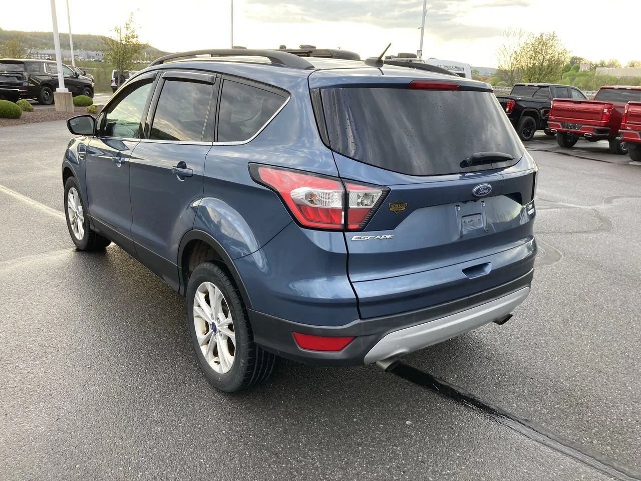 Used 2018  Ford SE image 5