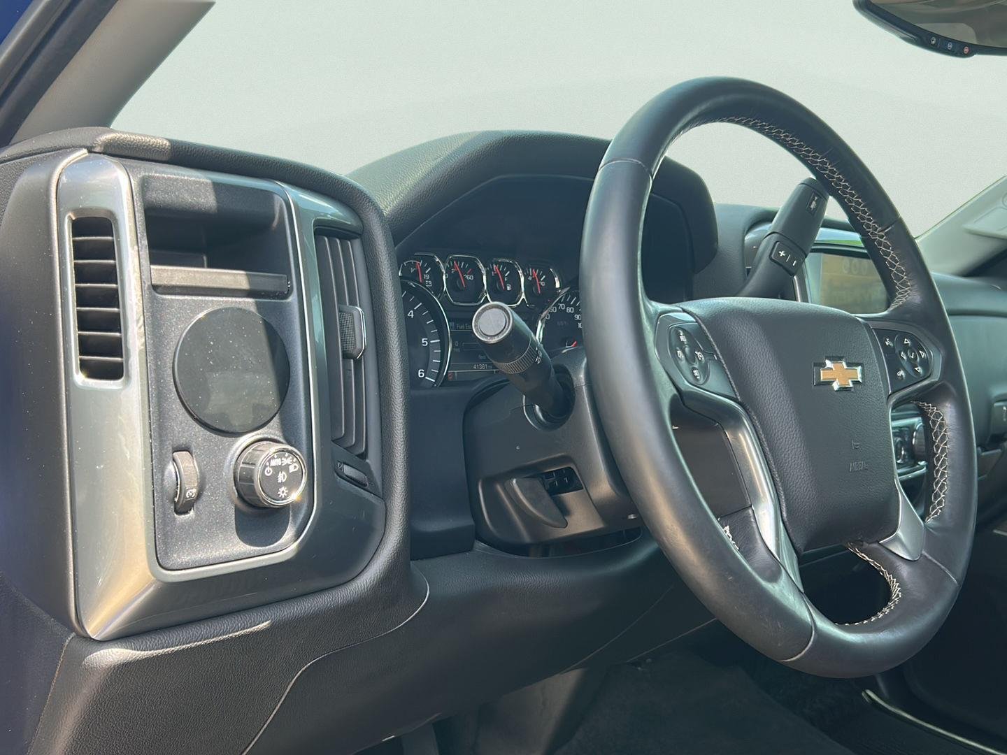 Used 2014 Blue Topaz Metallic Chevrolet LT image 12