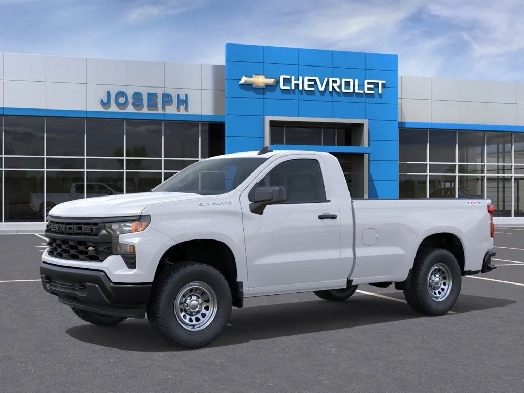 New 2026 Summit White Chevrolet WT image 3