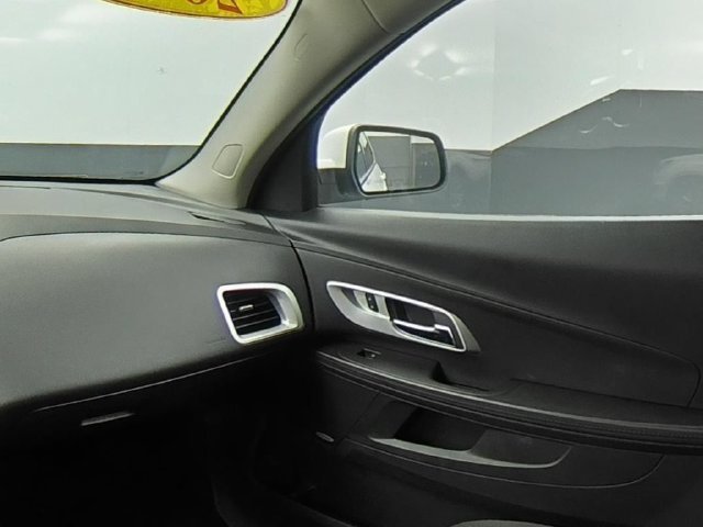 Used 2016 White Chevrolet LT image 40