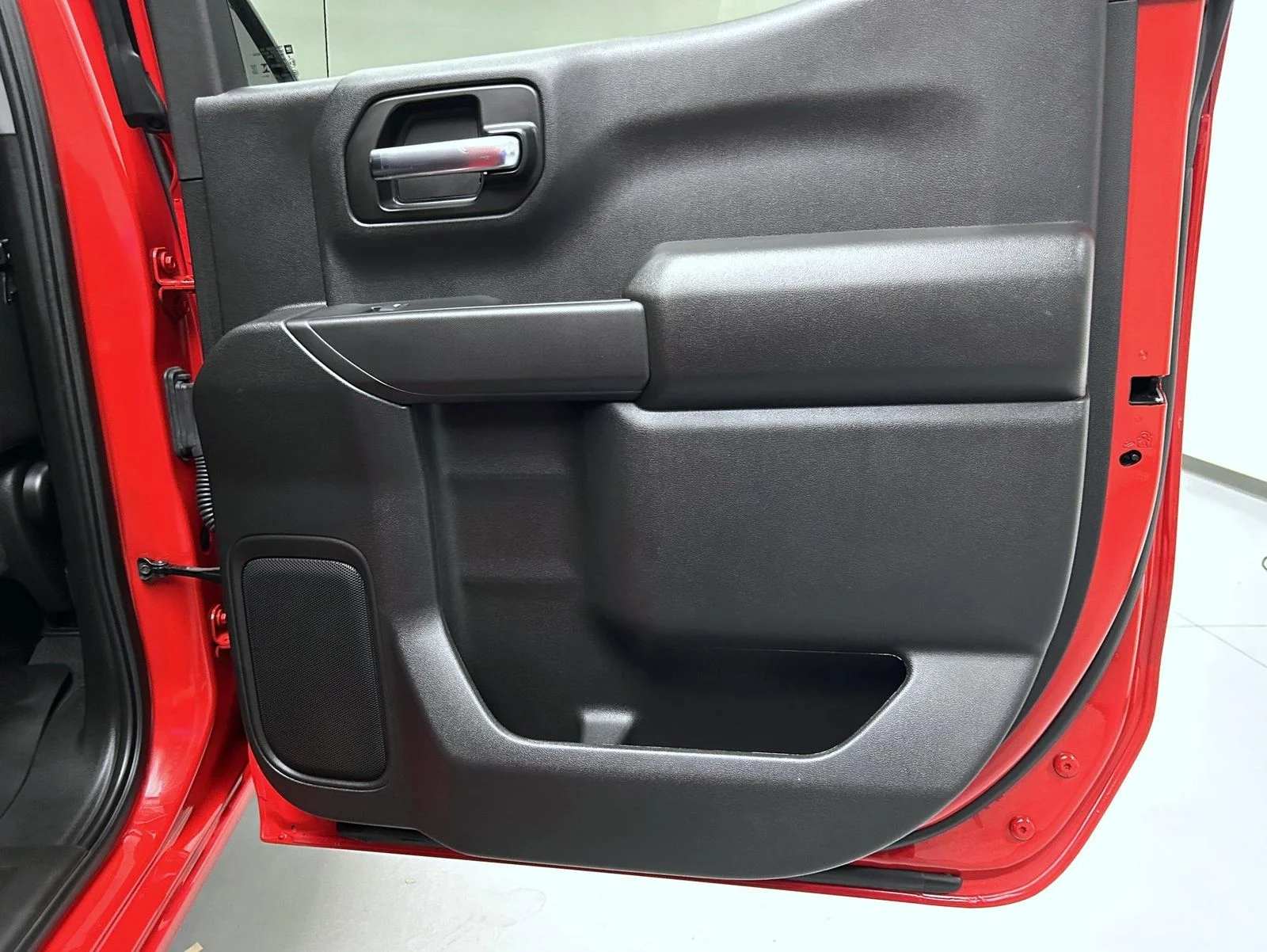 Used 2025 Red Chevrolet Custom Trail Boss image 17
