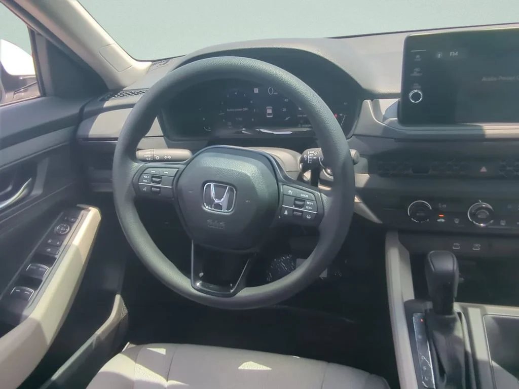 New 2026 Platinum White Pearl Honda LX image 32