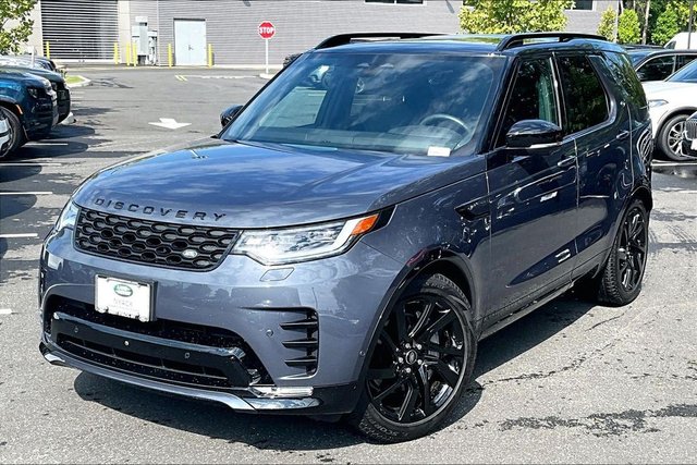 2025 Land Rover Discovery Dynamic SE