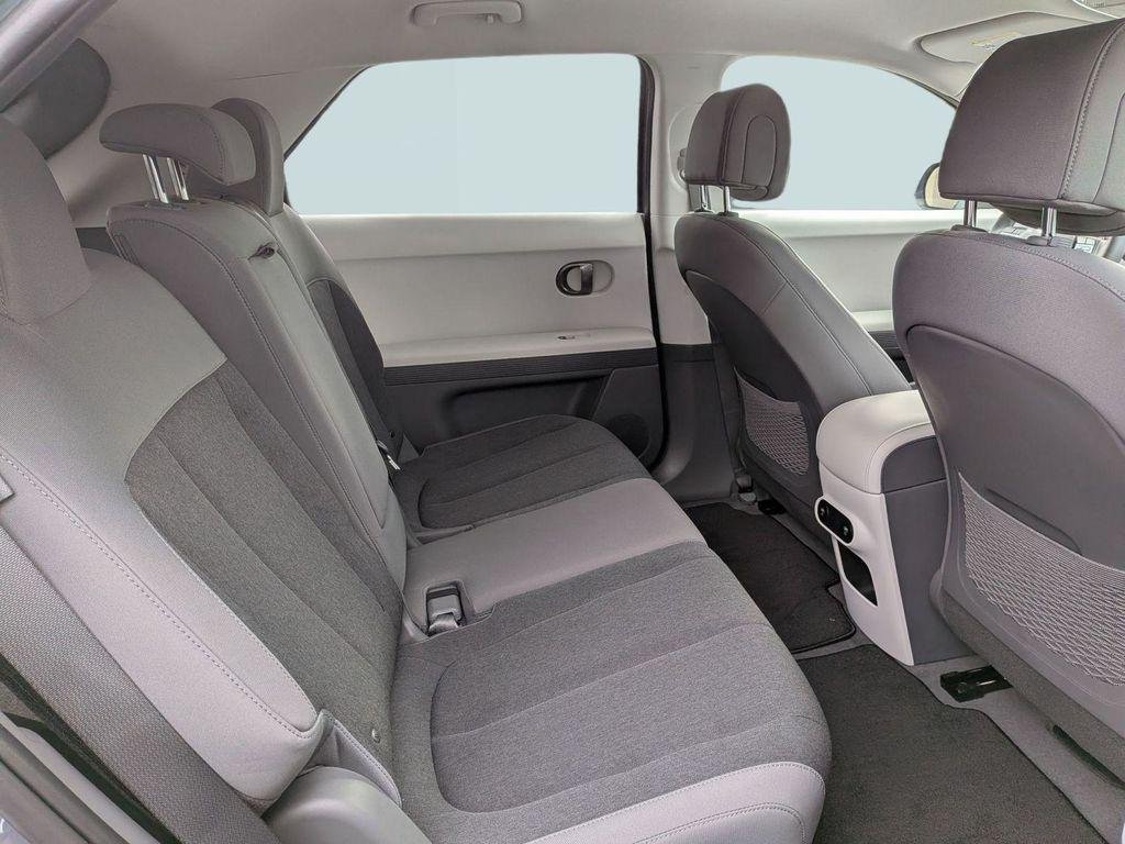 2025 Hyundai IONIQ 5 SE - Photo 31