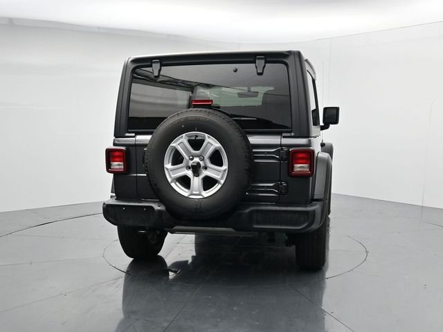 Used 2023 Crystal Metallic Jeep Sport S image 6