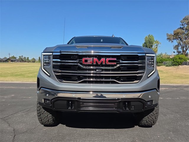 2024 Gmc Sierra 1500 SLT photo 2