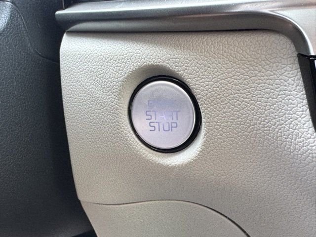 New 2026 Glacial White Pearl Kia S image 21
