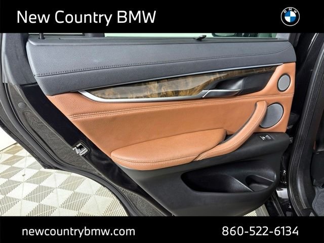 Used 2019 Black Sapphire Metallic BMW xDrive35i image 14