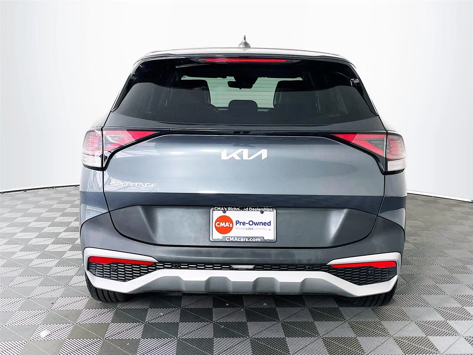 Used 2023 Gravity Gray Kia EX image 7