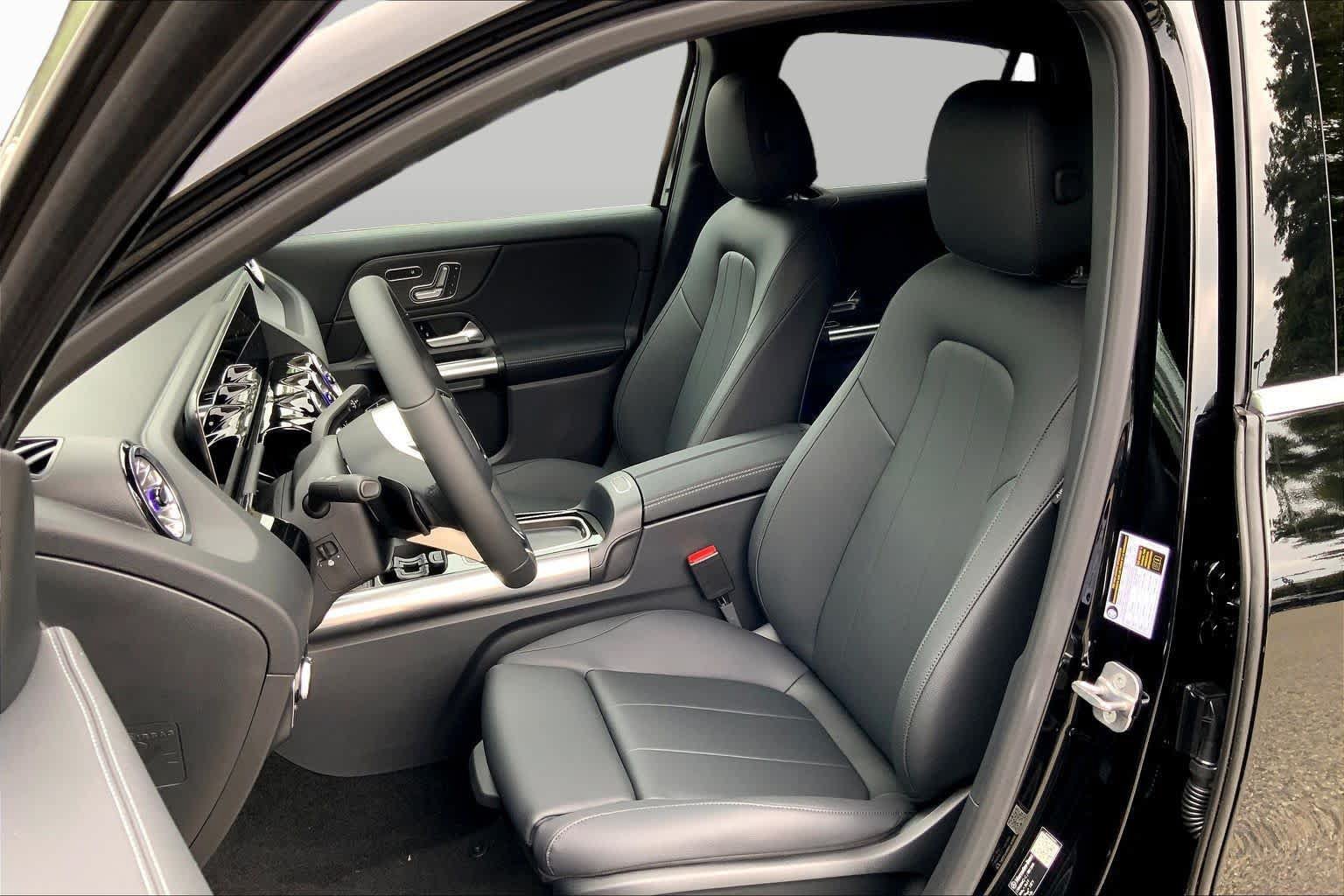 New 2026 Night Black Mercedes-Benz GLA 250 image 12