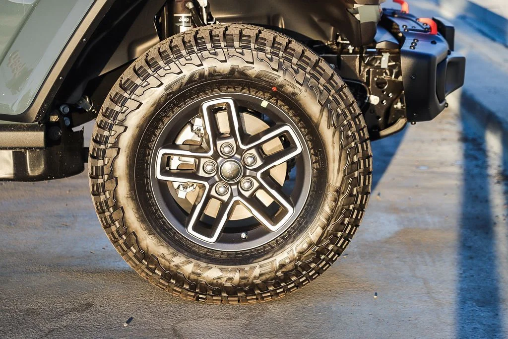 New 2026 Gray Jeep Mojave X image 11