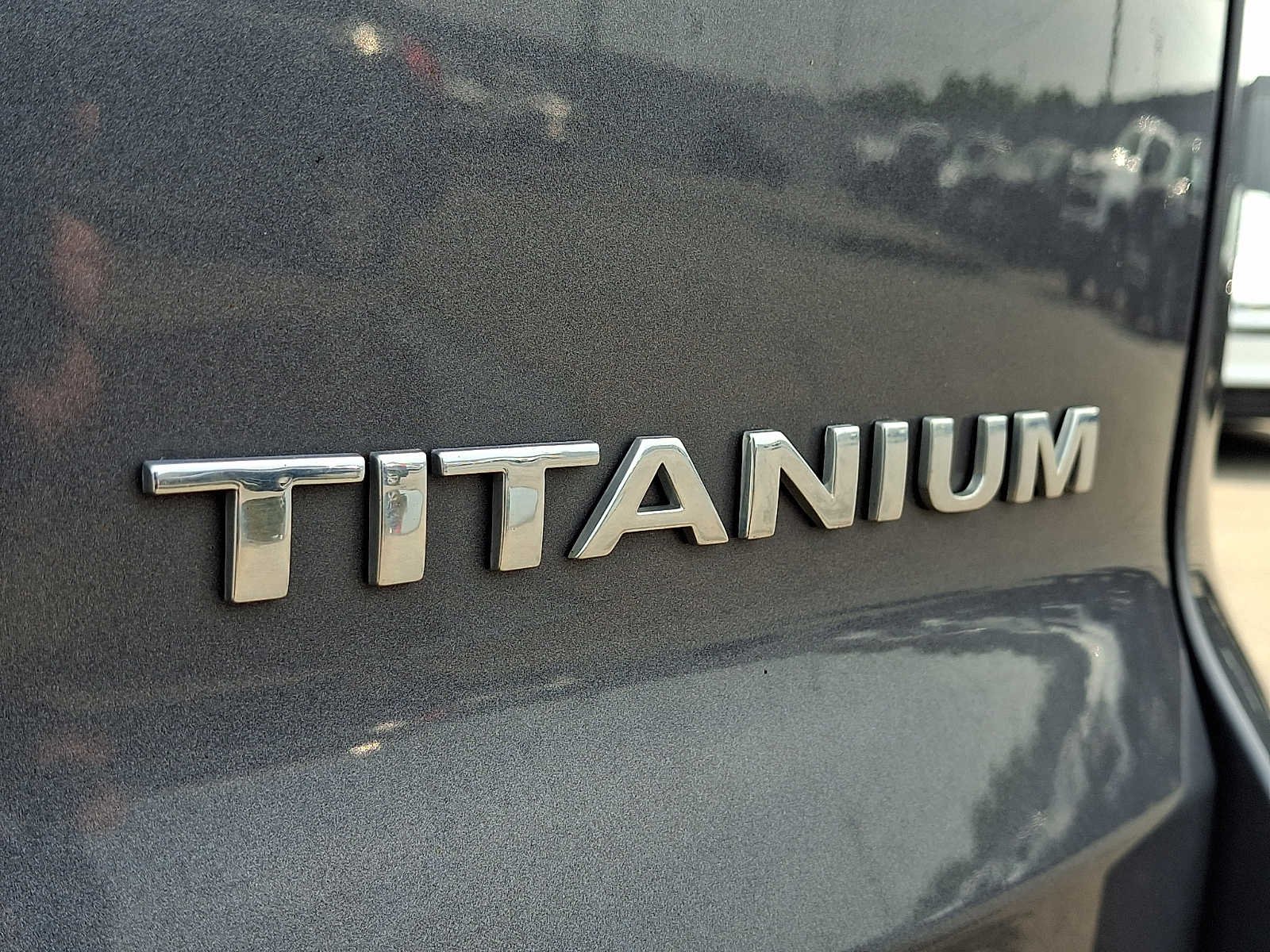 Used 2018 Gray Ford Titanium image 29