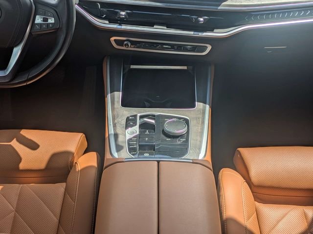 Used 2024 Alpine White BMW sDrive40i image 21