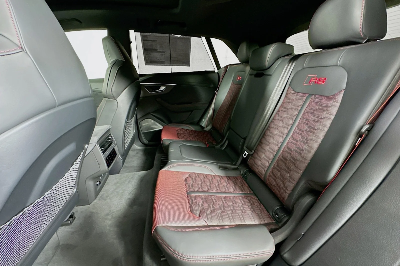 2026 Audi RS Q8 Base - Photo 9