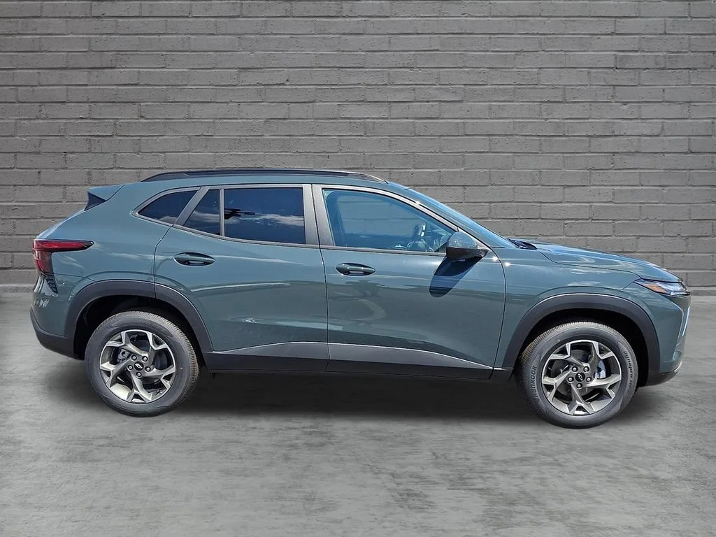 New 2026 Cypress Gray Chevrolet LT image 9