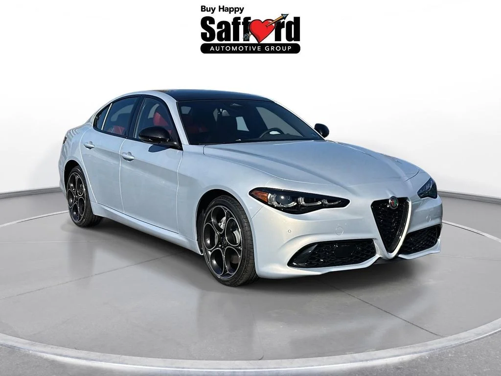 New 2026 Moonlight Gray Metallic Exterior Paint Alfa Romeo Base image 11
