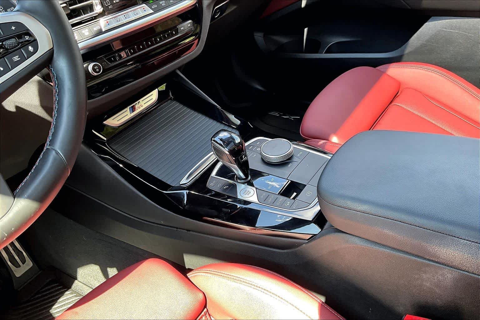 Used 2024 Alpine White BMW M40i image 17