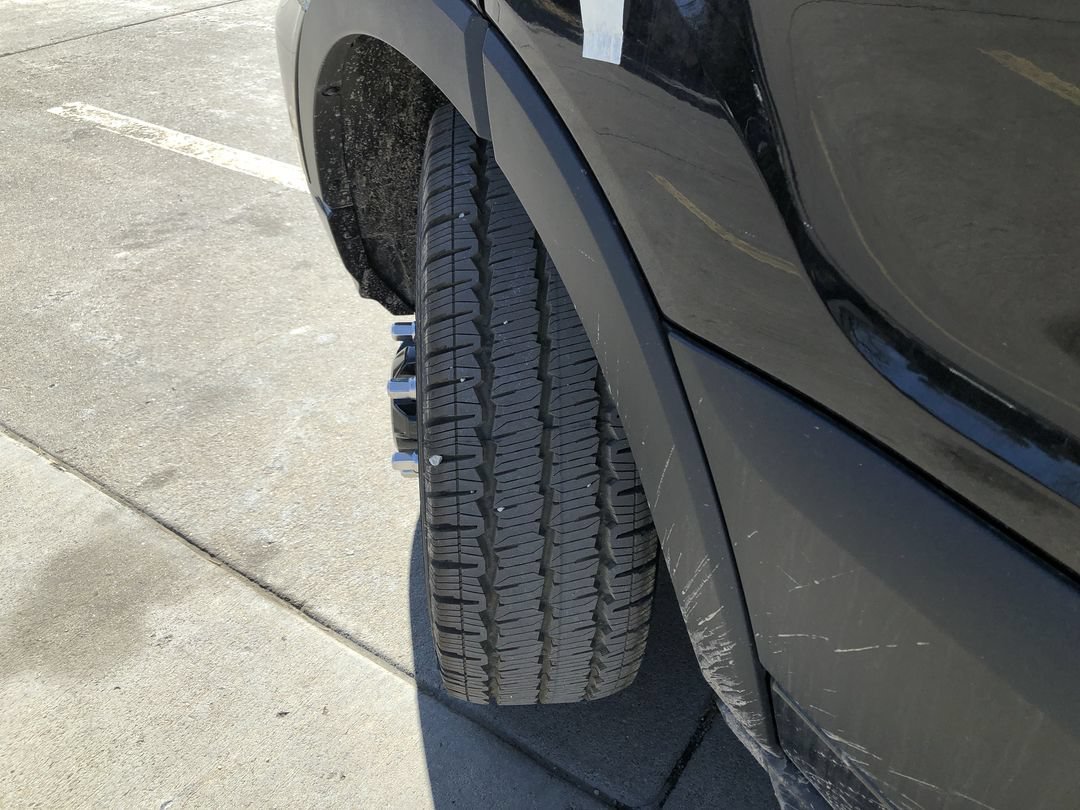 New 2026 Agate Black Metallic Ford XLT image 27