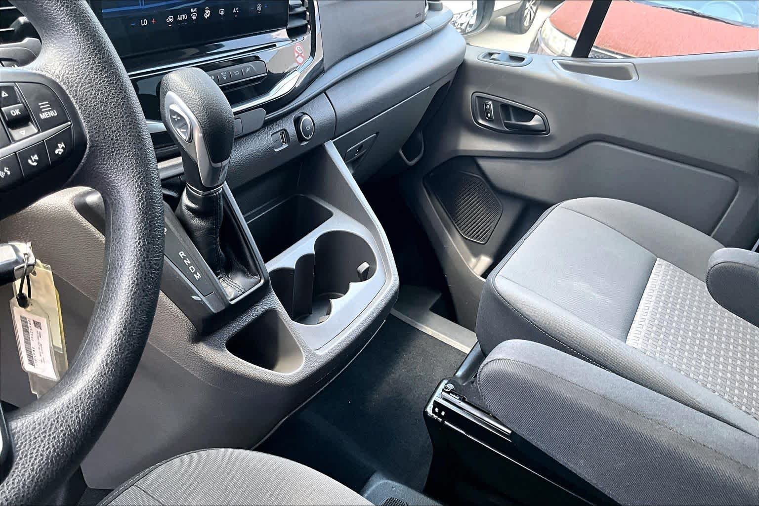 Used 2023 Oxford White Ford XLT image 16