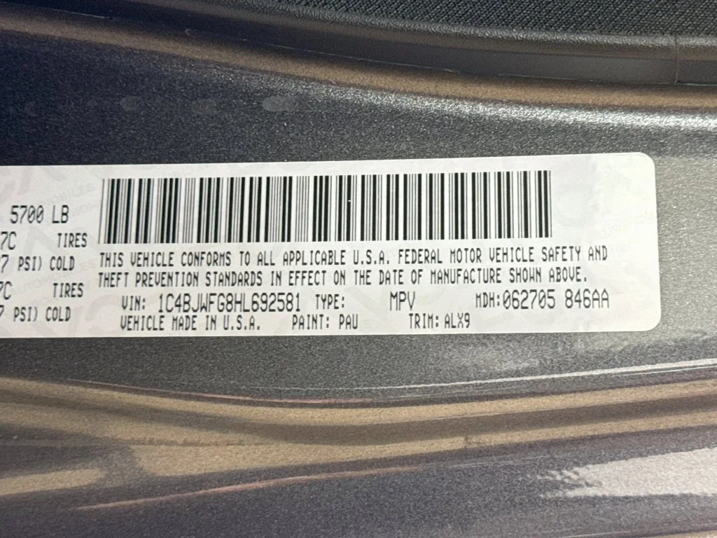 Used 2017 Gray Jeep Unlimited Rubicon image 37