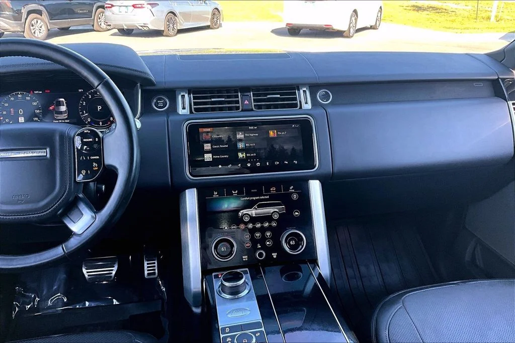 Used 2021 Silver Land Rover Westminster image 6