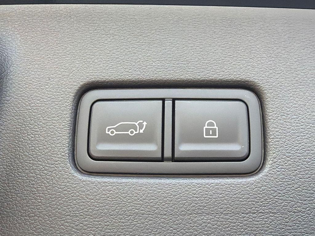 New 2026 Blue Hyundai SEL FWD image 19