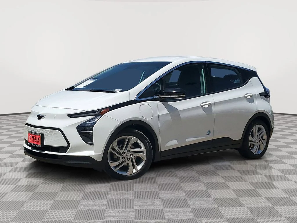 Used 2023 Chevrolet Bolt EV LT with VIN 1G1FW6S07P4127591 for sale in Los Angeles, CA