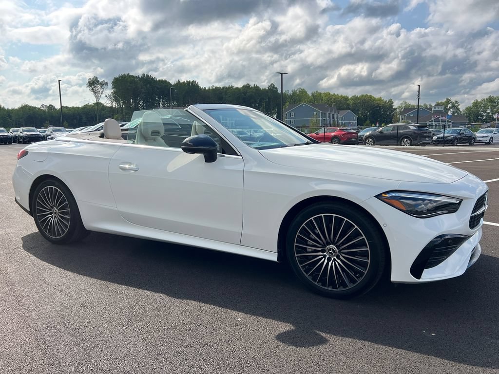 New 2026 Polar White Mercedes-Benz CLE 450 image 40