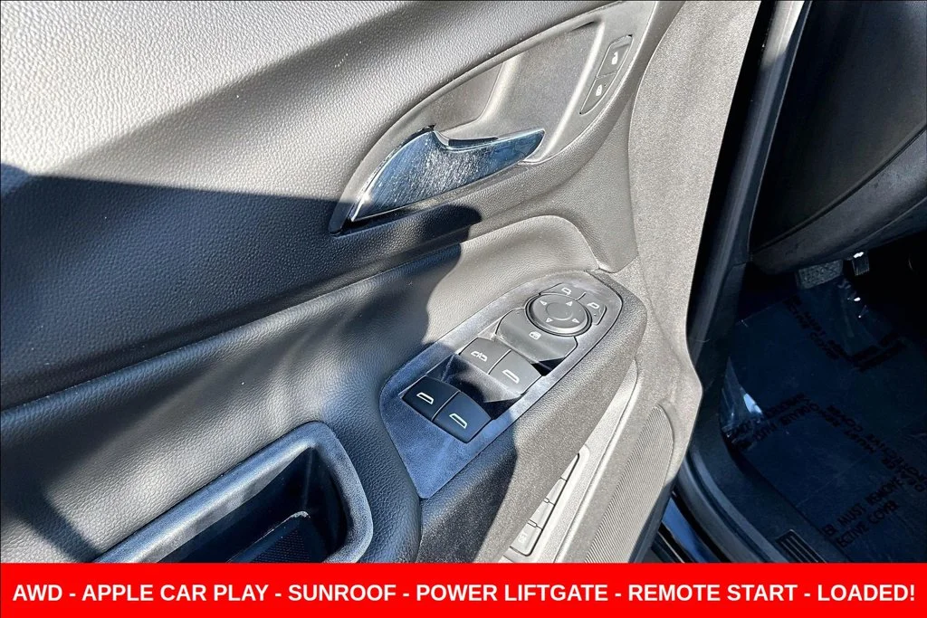 Used 2020 Blue Chevrolet LT image 25