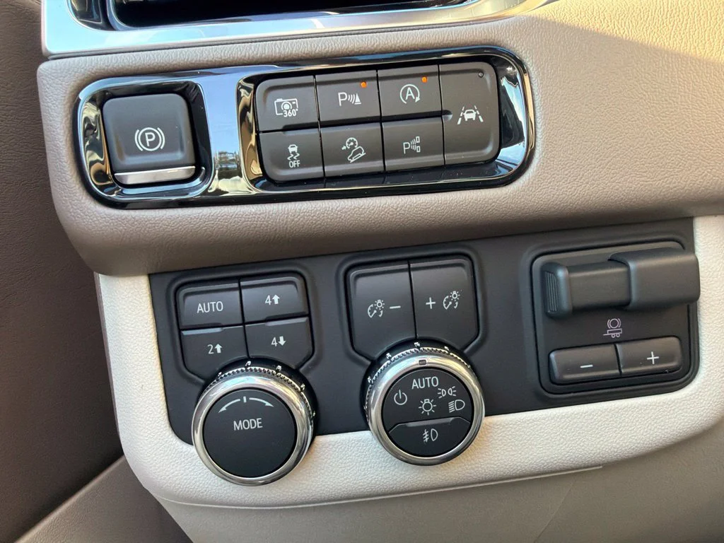 New 2026 Glacier White Tricoat GMC Denali image 22